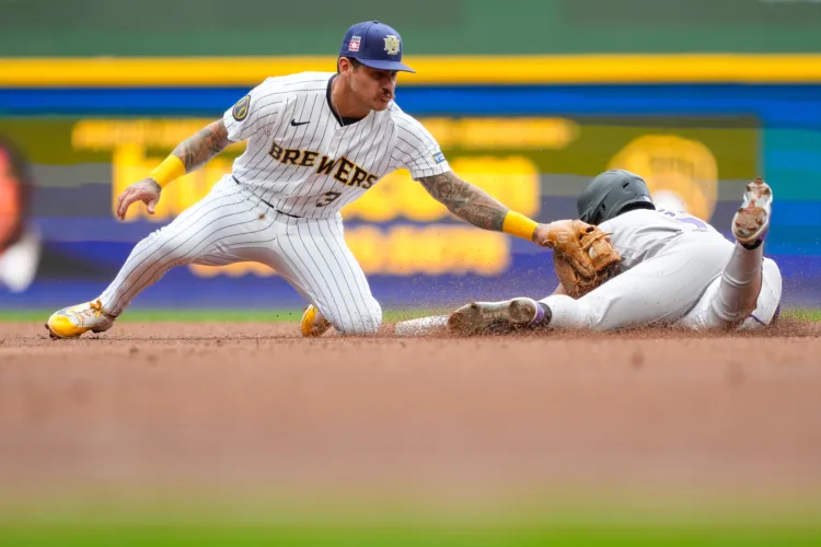 Rockies defeat Brewers 5-2